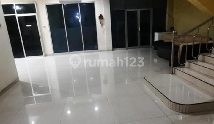 Rumah PIK Bagus Hitung Tanah! Uk 10x21 Segera Terjual 2 Lantai! 2