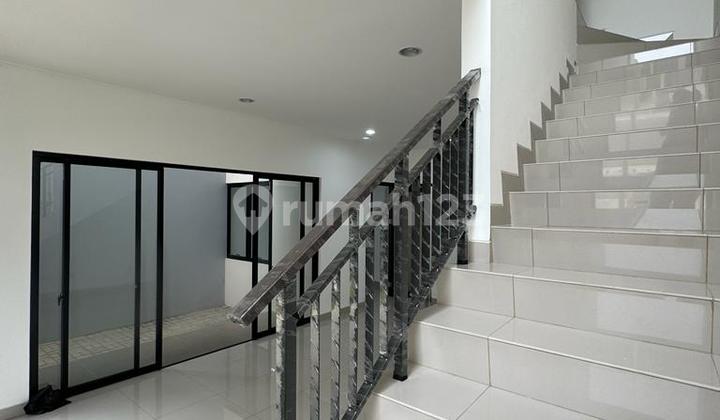 Two-Story House 8x15 in PIK 2 Lake Cluster, Rare Unit! 2