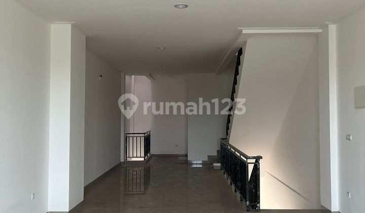 For Rent Boston Shop House Facing Main Road PIK 2 Cheapest 2