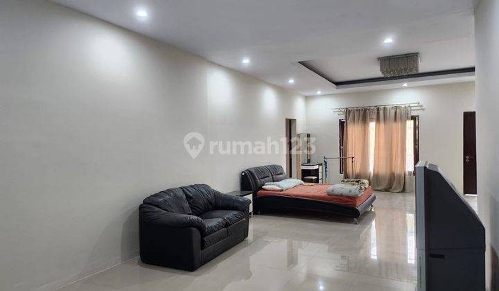 Rumah Mewah Pik Mediterania 10x25 Bisa Kpr 2