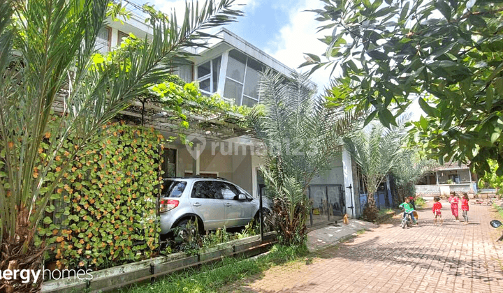 Rumah Dijual 2 Lantai SHM Modern Asri Fasilitas Lengkap di Banjaran Bandung 2