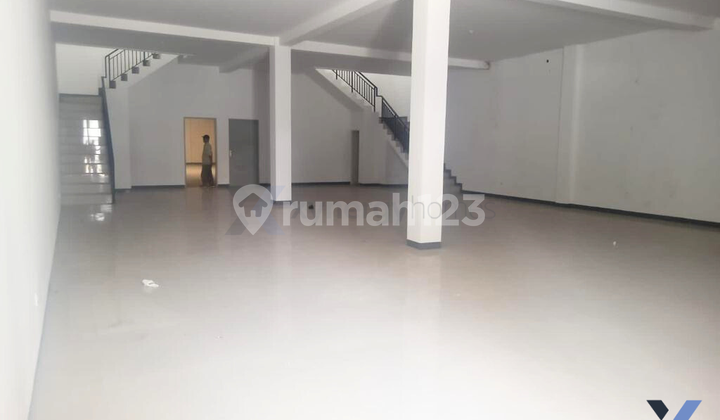 Gudang Lokasi Strategis Bangunan Baru 2 Lantai di Jalan Naripan Bandung 1