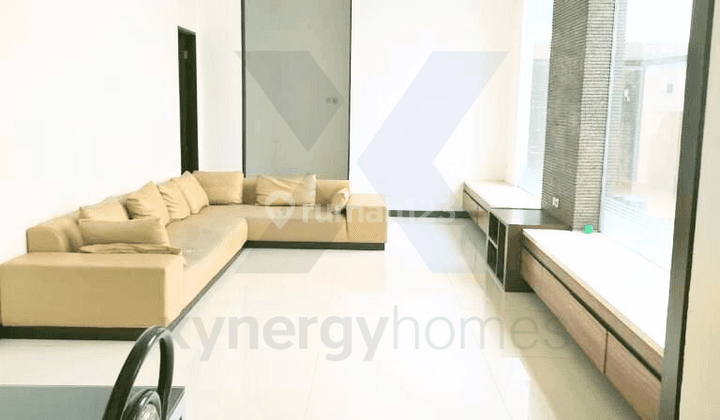 Rumah Bagus 1,5 Lantai SHM Semi Furnished di Setrasari Setra Indah Sayap Pasteur Bandung 1