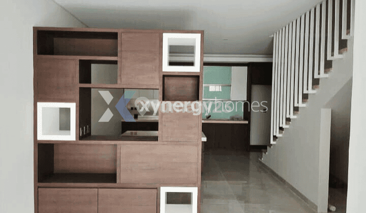 Rumah 2 Lantai SHM Semi Furnished Lokasi Strategis di Gunung Batu Bandung 1