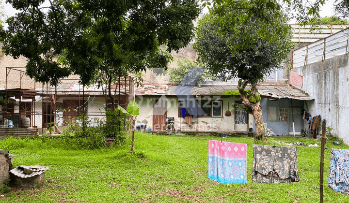 Rumah Bangunan Belanda Hitung Tanah SHM Lokasi Strategis di Malabar Burangrang Bandung 1