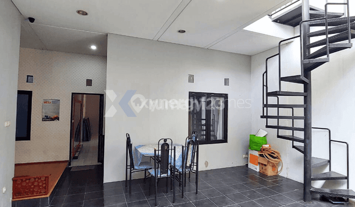 Rumah 1,5 Lantai SHM di Ciwaruga Bandung 2