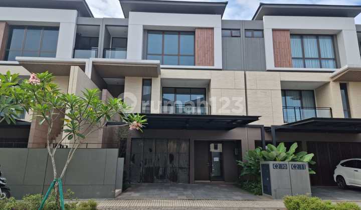Rumah 3 Lantai, Cluster Mewah Di Zora Kimora Bsd 1