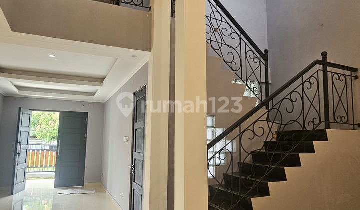 Rumah Baru Design Mandiri, Depan Taman Dekat Pasmod Di Griyaloka Bsd 2