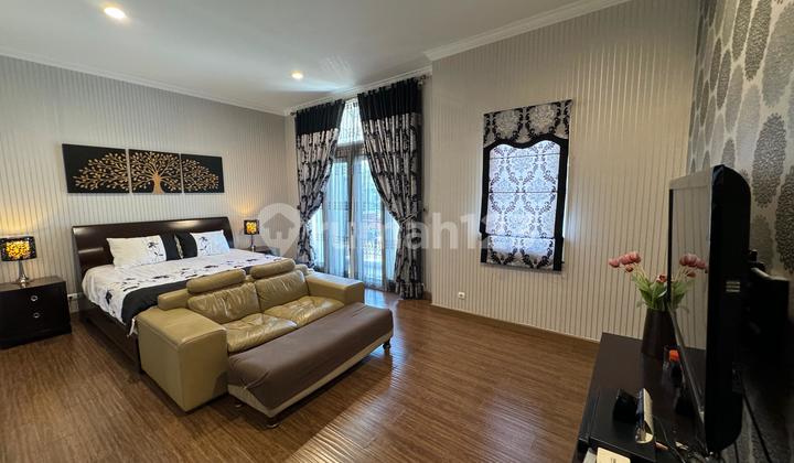 Dijual Rumah Siap Huni Hoek Furnish Di Emerald Phg Gading Serpong 2