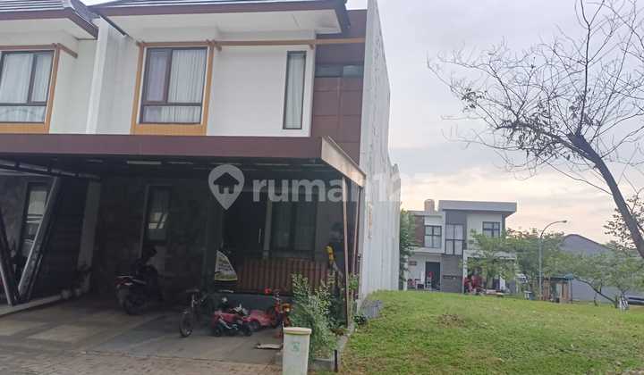 House in a Strategic Location at Kireina Park BSD 2