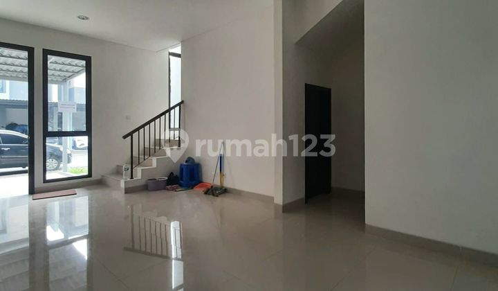 HOUSE IN BSD CLUSTER MOZIA 2 FLOORS GOOD CONDITION READY TO OCCUPY 2
