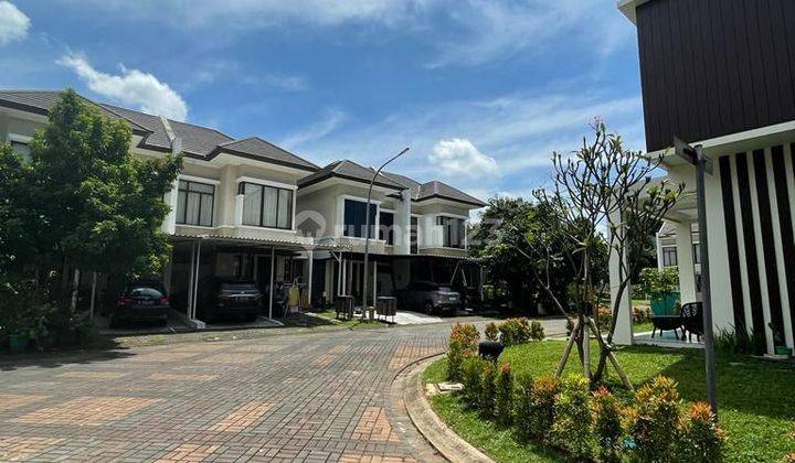 Rumah hoek baru design mandiri di The Eminent BSD 2