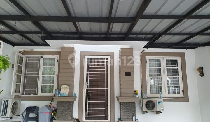 Ready-to-Occupy De Latinos Santiago Bsd House - Near Toll Road and KRL Station 2