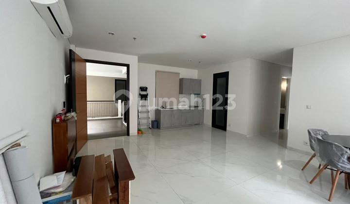 Lloyd Alam Sutera Apartment 2 Br, Lt. 2, Dekat Living World, Binus