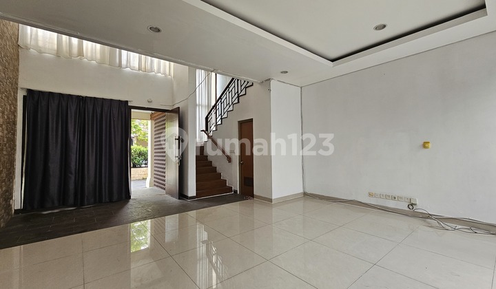 Rumah Harga Menarik Di Mayfield Greenwich Park Bsd, Dekat Qbig 2