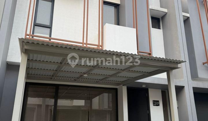 Jual Cepat Butuh Uang Rumah Siap Huni Di Yuthica Bsd Dekat Teras Kota Jual Cepat Butuh Uang Rumah Siap Huni Di Yuthica Bsd Dekat Teras Kota
