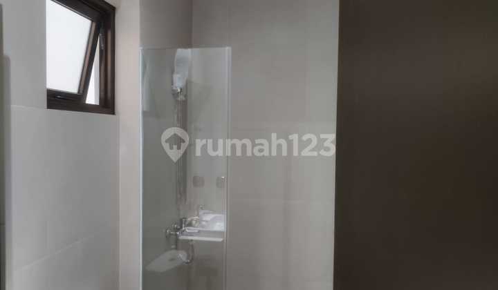 Rumah 3 Lantai, Cluster Mewah Di Zora Kimora Bsd 2