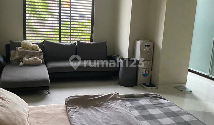 Rumah Cantik Full Furnish Cocok untuk Berkeluarga Siap Huni