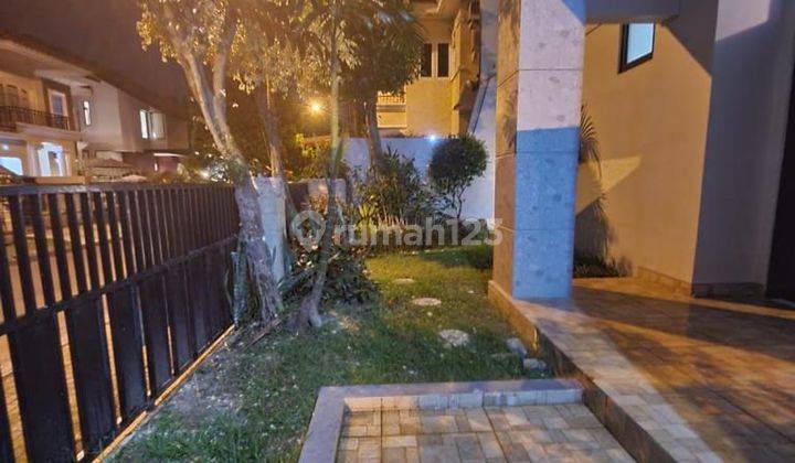 Rumah Rapi Siap Huni Di Puspitaloka Bsd Dekat Al Azhar, Taman Kota 2