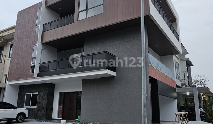 BRAND NEW HOUSE CORNER POSITION IN SUTERA FLAMBOYAN ALAM SUTERA 2