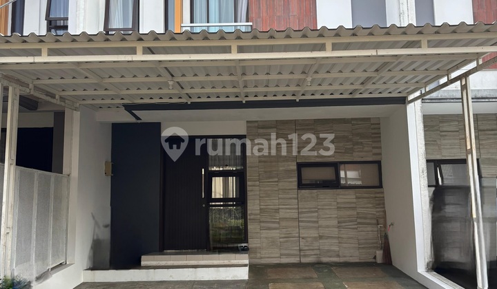 Jual Rumah Di Bsd De Latinos Dekat Pintu Tol, St. Krl, Sekolah Terbaik