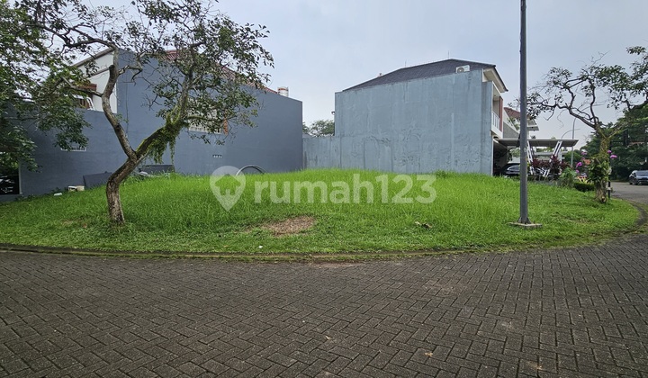 Kavling Siap Bangun, Hoek Selatan Timur Di De Latinos Bsd, Dekat Tol