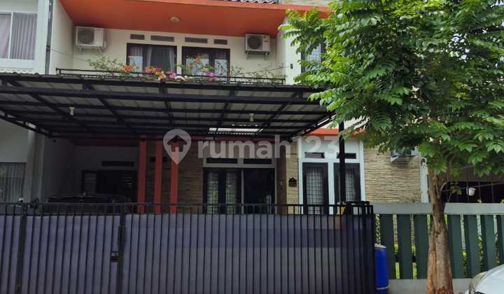 Rumah Rapi Siap Huni Di Kencana Loka Bsd Dekat Tol, Krl, Sekolah