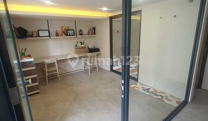 Furnished Ready-to-Occupy 3.5-Story House in Impresahaus R BSD 2