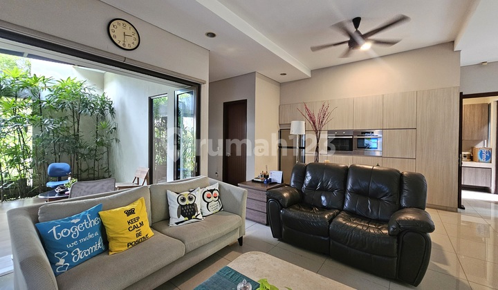 Rumah Rapi Siap Huni, Semi Furnish Di De Park Heliconia Bsd 2