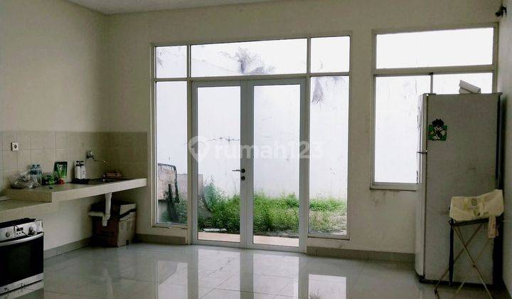 Di jual Rumah 2 Lantai di Serpong BSD  1