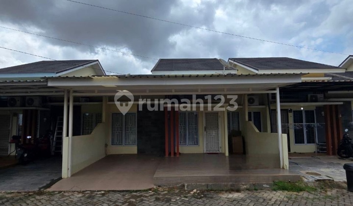 Dijual Rumah Bagus di Perumahan Dream Castle Gesya, Jl. Orchard Boulevard, Belian, Batam Kota, Batam, 29464, Batam Centre 1