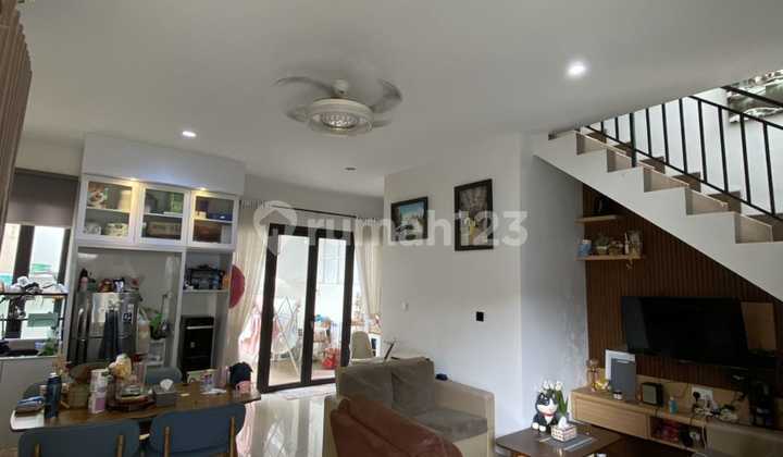 Dijual Rumah Bagus di Cluster Central Hills Residence Hill View, Residence Hill View, Cluster Central Hills No.18, Belian, Batam Kota, Kota Batam, Kepulauan Riau, Indonesia, 29464, Batam Centre