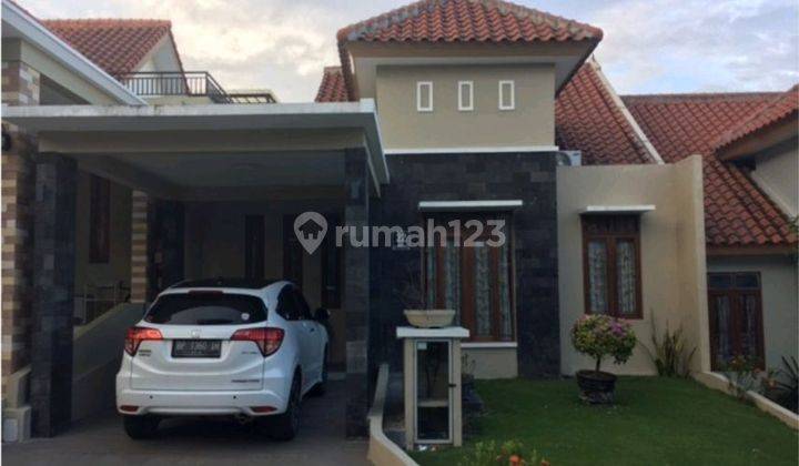 Dijual Rumah Di Jalan Bukit Indah Sukajadi  Kondisi Bagus 1