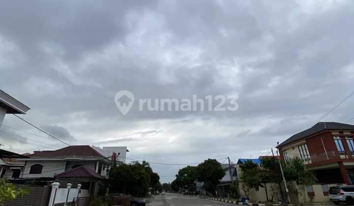 Dijual Rumah Bagus SHM di Perumahan Green Land Housing, Jl. Raja M Tahir, Teluk Tering, Batam Kota, Kota Batam,, Batam Centre 2