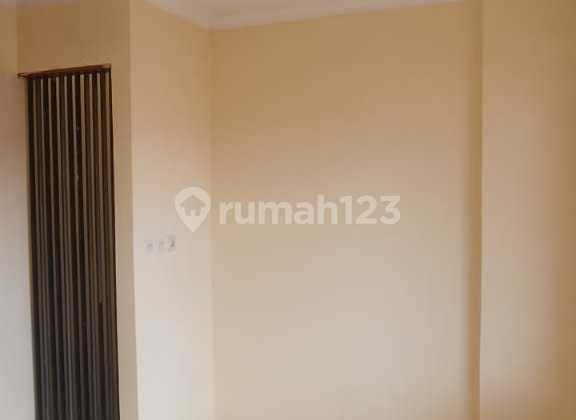 Dijual rumah 2 lantai siap huni di city resort 