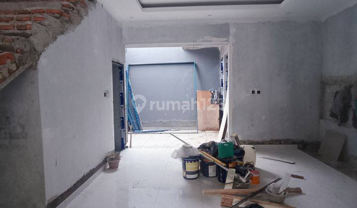 Rumah 2 Lantai Kondisi Baru di Puri Gardena 1