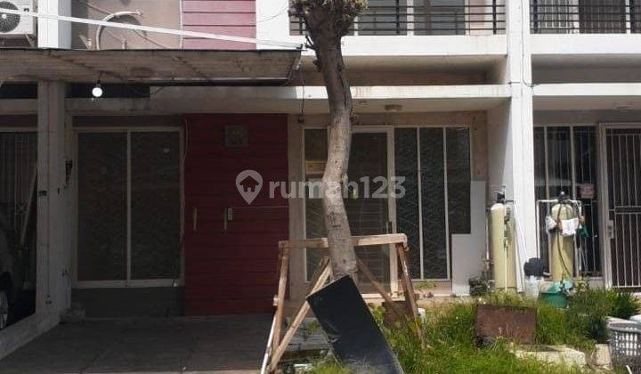 Rumah 2 Lantai Siap Huni di Kawasan Bagus Golf Lake Residence 1