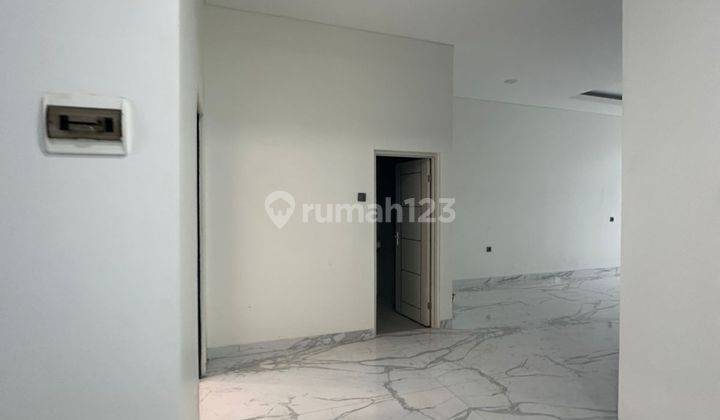 Rumah Baru Minimalis Model Split Level di Citra Garden 6 1