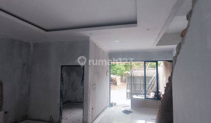 Rumah 2 Lantai Kondisi Baru di Puri Gardena 2