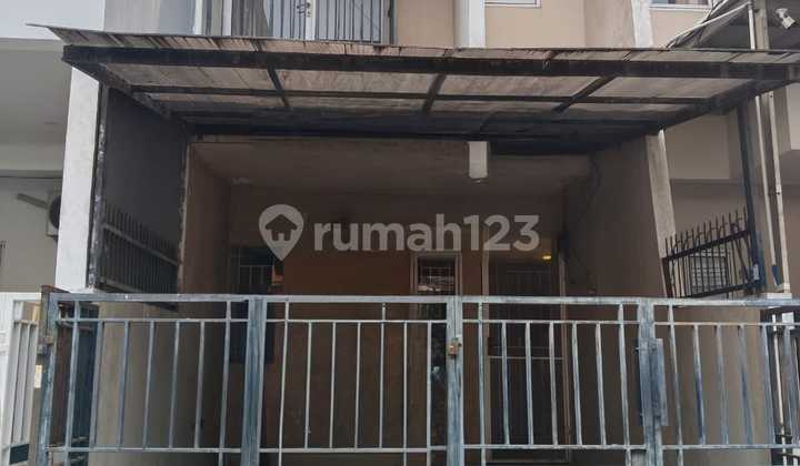 Dijual Rumah 2 Lantai di Taman Palem Dijual Rumah 2 Lantai di Taman Palem