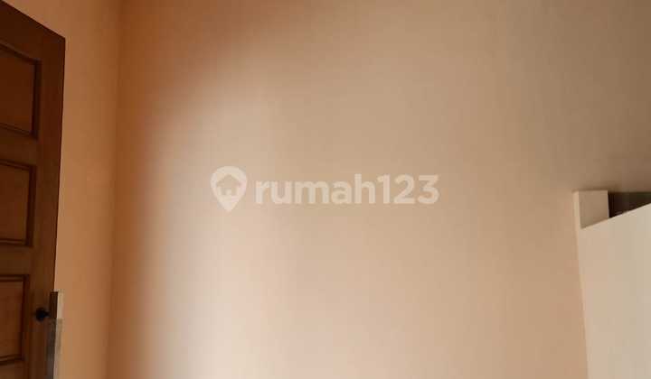 Disewakan Rumah Siap Pakai di Citra Garden 5 2