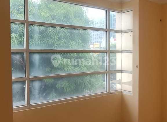 Dijual rumah 2 lantai siap huni di city resort  2