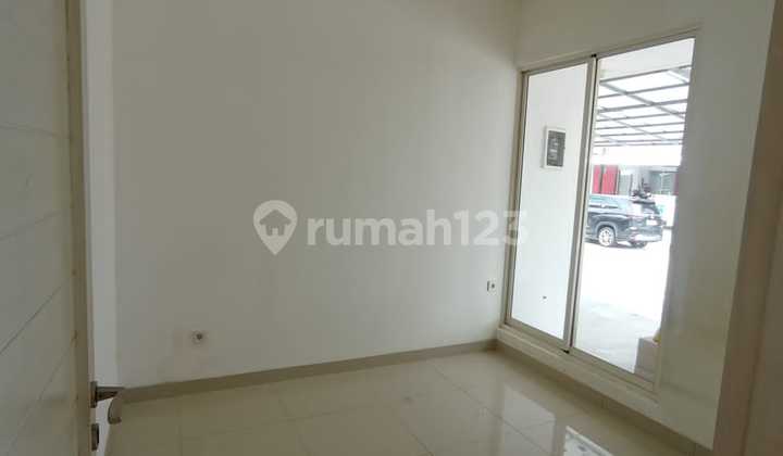 For Rent 2-Story House Ready to Occupied at Golf Lake Residence Cengkareng
