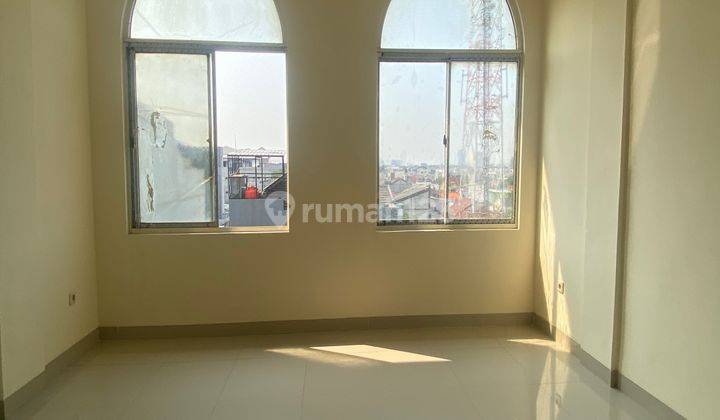  Ruko di Green Lake City 286 m² Unfurnished 1