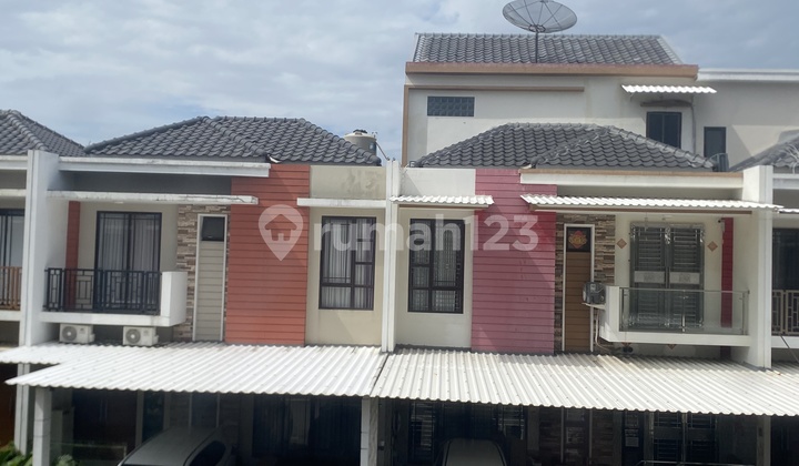 Disewakan Rumah Bagus 8X20 di Green Lake City