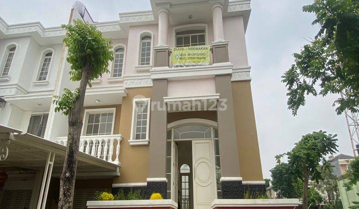  Rumah 3 Lantai Unfurnished di Green Lake City 1