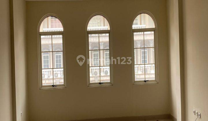  Ruko di Green Lake City 286 m² Unfurnished Murah 2