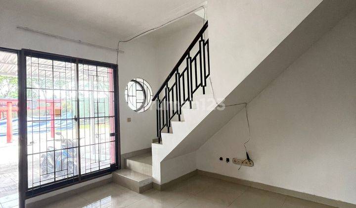 Sewa Rumah Dua Lantai Termurahh Minimalis  2