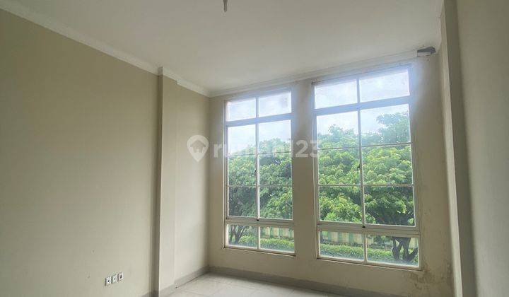  Ruko di Green Lake City 286 m² Unfurnished 2