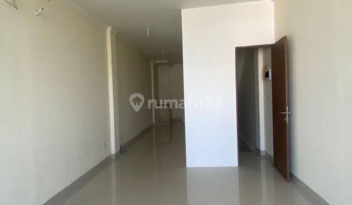  Ruko di Green Lake City 286 m² Unfurnished 2